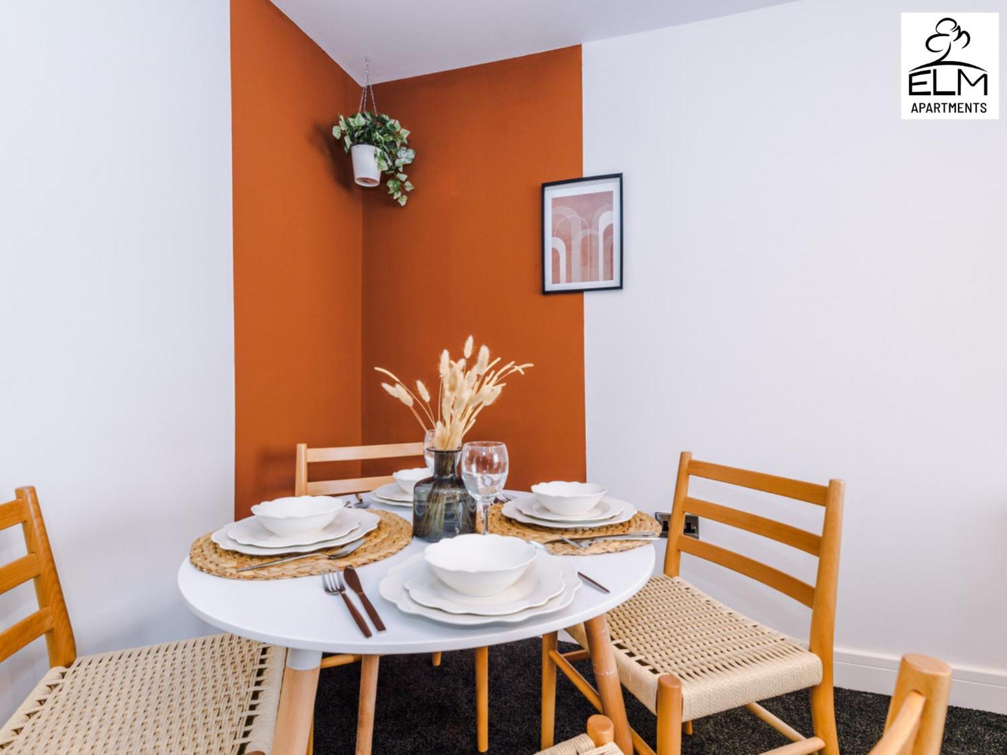 Elm Aparthotel , Collection Of Apartments Available Near Media City , Free Parking Manchester Extérieur photo