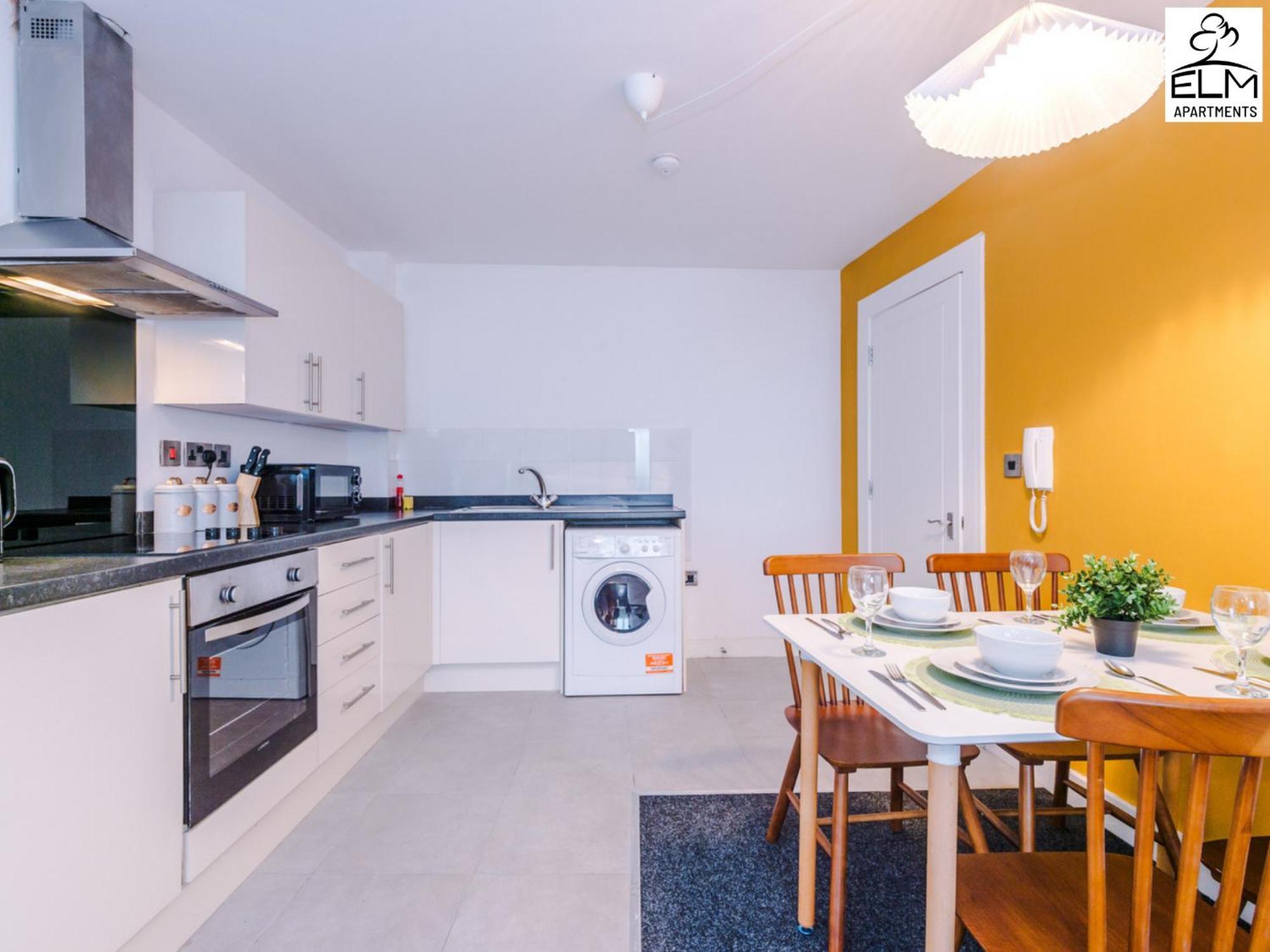 Elm Aparthotel , Collection Of Apartments Available Near Media City , Free Parking Manchester Extérieur photo